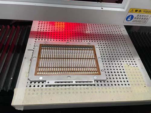 CNC FPC UV Laser PCB Depaneling Machine For Precise Cutting 40x40mm