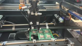 Inline PCB Depaneling Router Machine with PCBA Unloading On Tray PCB Milling Machine